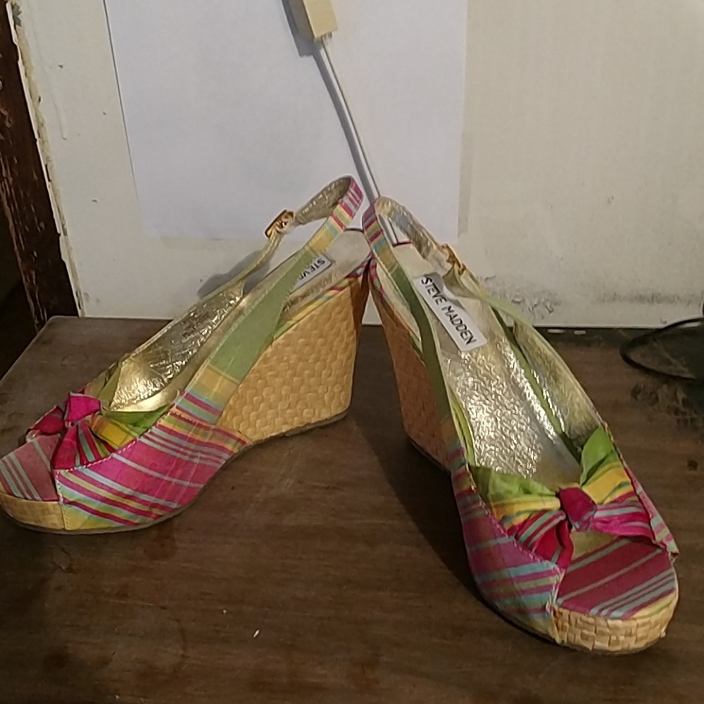 Steve Madden wedges
